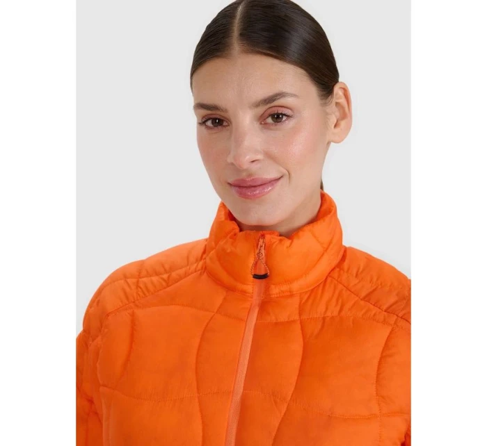 Dámska trekingová bunda 4F 4FWSS25TDJAF531-70S s Primaloft Silver Dámska trekingová bunda 4F 4FWSS25TDJAF531-70S s Primaloft Silver