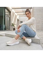 Dámská sportovní obuv na platformě béžová model 21906637 - Rieker Dámská sportovní obuv na platformě béžová model 21906637 - Rieker