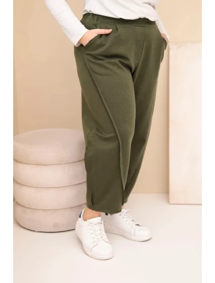 Dámske bavlnené nohavice s vysokým pásom v khaki farbe Dámske bavlnené nohavice s vysokým pásom v khaki farbe