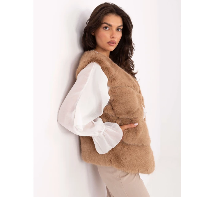 Vesta AT KZ 2349.00P ťava Vesta AT KZ 2349.00P ťava