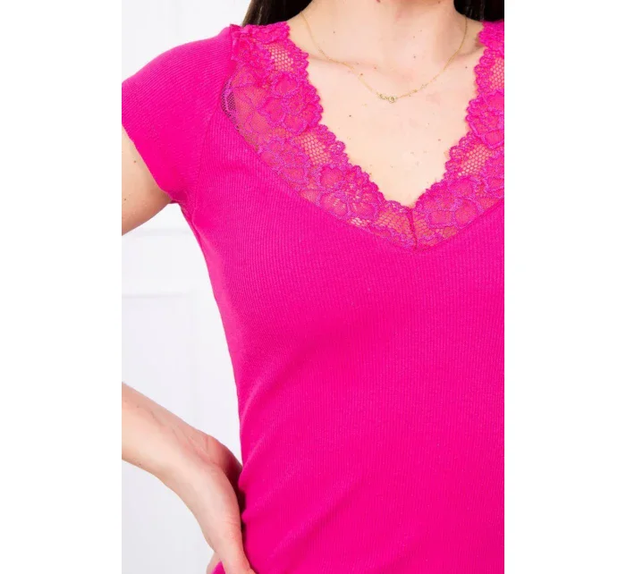 Blúzka s čipkovým výstrihom fuchsiová