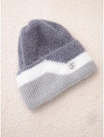 Dámská čepice beanie žebrovaná s ozdobou tmavě šedá+grey Dámská čepice beanie žebrovaná s ozdobou tmavě šedá+grey