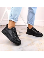 Big Star W INT1919 čierne topánky na platforme