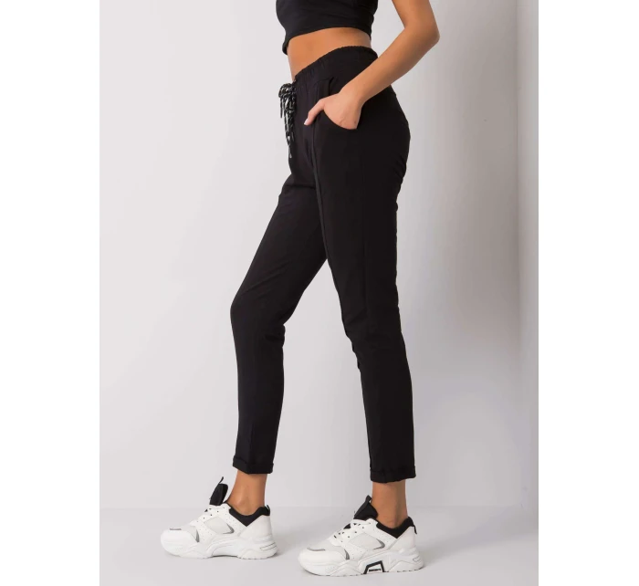 Spodnie dresowe RV DR model 21126985 czarny - FPrice Spodnie dresowe RV DR model 21126985 czarny - FPrice