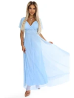 Dlouhé šaty s výstřihem a krátkými rukávy model 21061389 - numoco basic Dlouhé šaty s výstřihem a krátkými rukávy model 21061389 - numoco basic