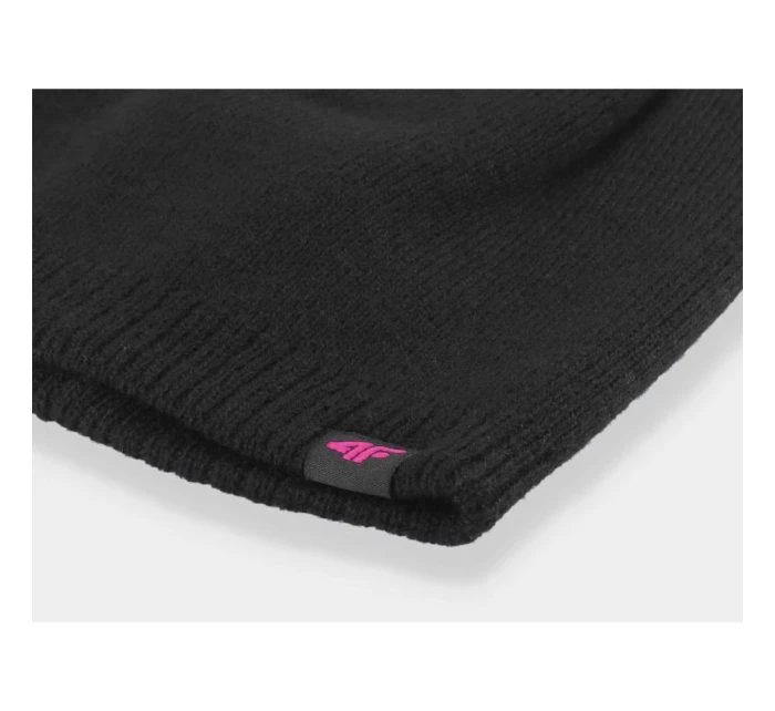 Dámska zimná čiapka 4F 4FWAW24ACAPF435-20S Dámska zimná čiapka 4F 4FWAW24ACAPF435-20S