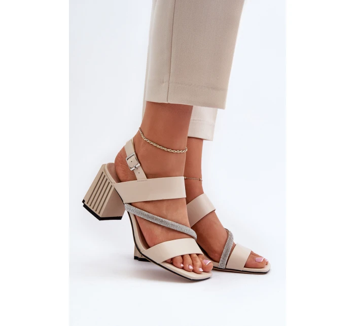 Dámské elegantní sandály na podpatku béžové D&A model 21656019 - S.Barski Dámské elegantní sandály na podpatku béžové D&A model 21656019 - S.Barski