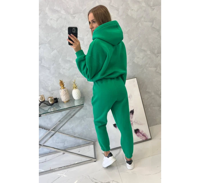 Teplá súprava s mikinou viazanou v spodnej časti v zelenej farbe Teplá súprava s mikinou viazanou v spodnej časti v zelenej farbe