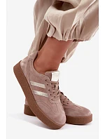 Dámské kožené sportovní tenisky na platformě model 22355648 béžové - D&A Dámské kožené sportovní tenisky na platformě model 22355648 béžové - D&A