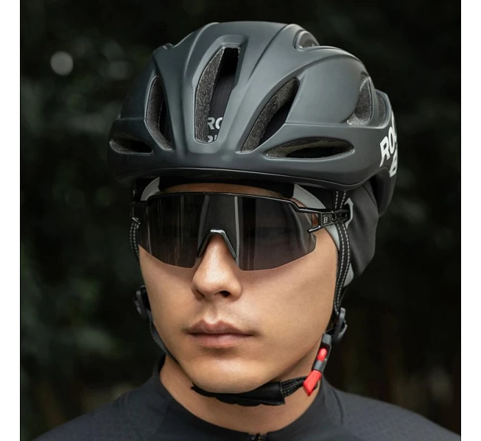 Rockbros M016 zimná vetruodolná cyklistická čiapka veľkosti 54-61 cm - čierna