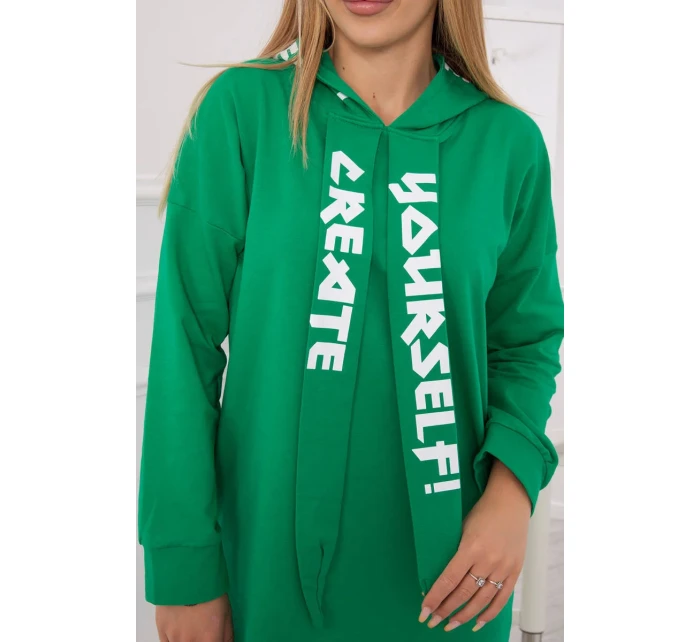 Oversize zelené šaty s kapucňou
