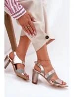 Sandále na podpätku model 212909 Krok vo veľkom štýle Sandále na podpätku model 212909 Krok vo veľkom štýle