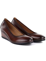 Dámske hnedé čižmy na podpätku Vinceza 58628