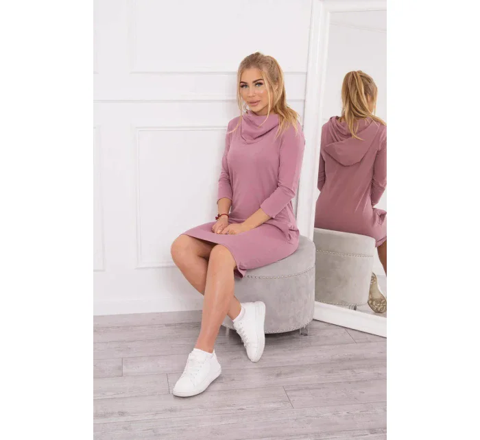 Šaty s kapucí a kapsami tmavě růžové Šaty s kapucí a kapsami tmavě růžové
