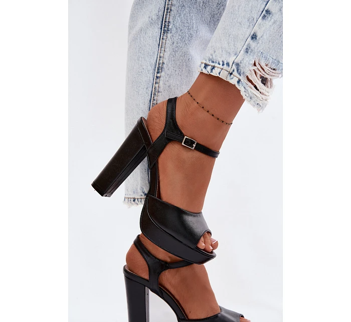 Dámské sandály na vysokém podpatku Černé model 22103026 - Boto Dámské sandály na vysokém podpatku Černé model 22103026 - Boto