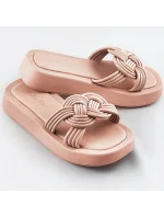 Béžové dámské pantofle s podrážkou model 17352363 - Mix Feel Béžové dámské pantofle s podrážkou model 17352363 - Mix Feel
