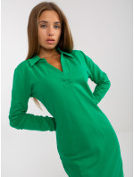 Zelené jednoduché základné šaty s výstrihom do V RUE PARIS