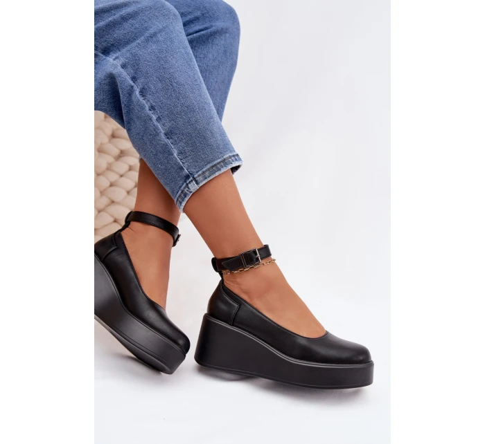 Dámské polobotky na platformě s páskem Černé Belvissa Dámské polobotky na platformě s páskem Černé Belvissa