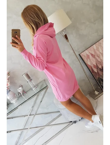 Šaty s kapucí ve světle růžové barvě Šaty s kapucí ve světle růžové barvě