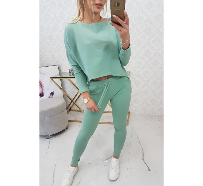 Souprava s oversize halenkou tmavě mátové barvy