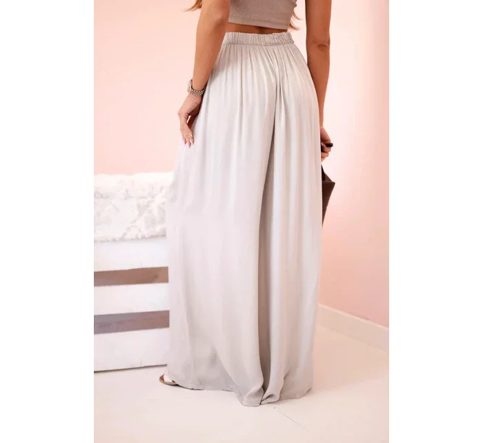 Dámske široké viskózové nohavice s elastickým pásom tmavo béžové Dámske široké viskózové nohavice s elastickým pásom tmavo béžové