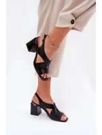 Elegantní Dámské Sandály Na Podpatku model 21695144 Černé - VINCEZA