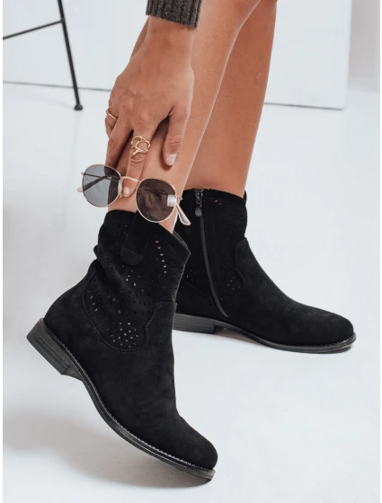 Dámské černé kozačky Dstreet model 21992041 - FashionStreet