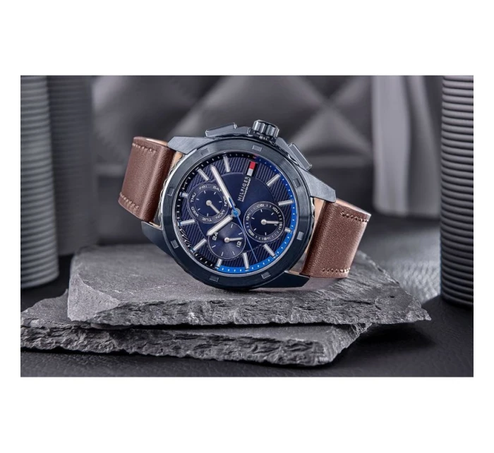 Pánske hodinky Tommy Hilfiger Walker 1710632 + BOX Pánske hodinky Tommy Hilfiger Walker 1710632 + BOX