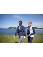 Cutter & Buck Oak Vest Women Dámská hybridní vesta silver model 22455589 Cutter & Buck Oak Vest Women Dámská hybridní vesta silver model 22455589
