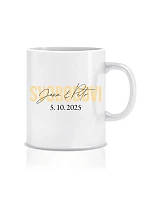 Personalizovaný klasický biely keramický hrnček s objemom 300 ml s menami novomanželov Personalizovaný klasický biely keramický hrnček s objemom 300 ml s menami novomanželov