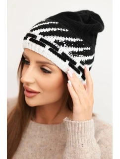 Dámska zimná vlnená čiapka s geometrickým vzorom a kamienkami K469 čierna