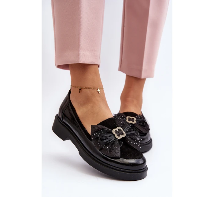 Dámské lakované mokasíny s mašlí model 21648033 černé - Laura Messi