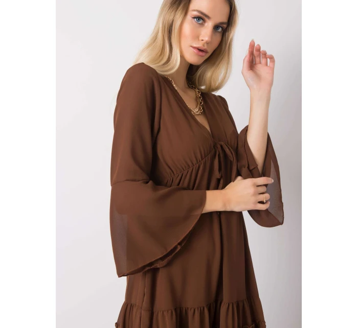 Sukienka DHJ SK model 20473535 brązowy - FPrice Sukienka DHJ SK model 20473535 brązowy - FPrice