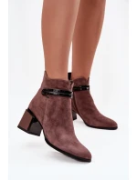 Topánky na podpätku model 220198 Krok vo veľkom štýle Topánky na podpätku model 220198 Krok vo veľkom štýle