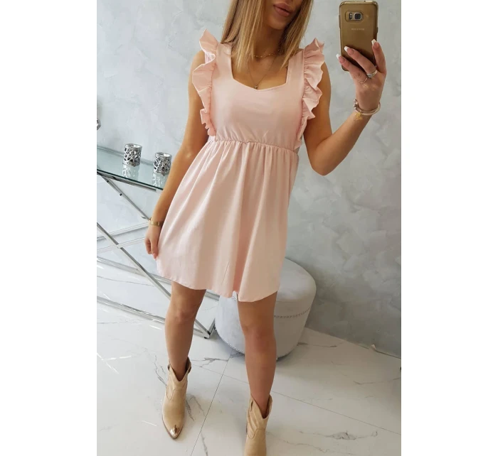Šaty s volánikmi na bokoch púdrovo ružové