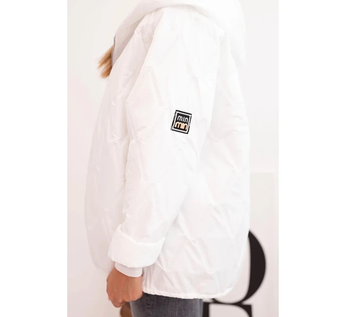 Dámska prešívaná bunda s kapucňou biela
