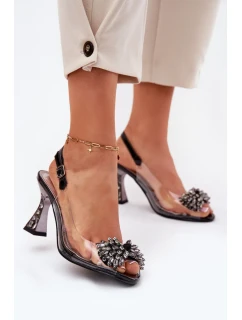 Sandále na podpätku model 214706 Vykročte štýlovo