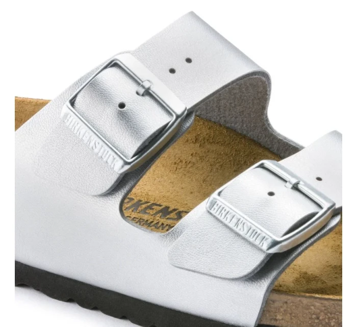 Dámské stříbrné žabky Arizona Silver regular wide model 20693630 - Birkenstock Dámské stříbrné žabky Arizona Silver regular wide model 20693630 - Birkenstock