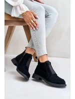 Semišové Nízké Boty Na Plochém Podpatku Zateplené D&A model 21674470 Černé - S.Barski Semišové Nízké Boty Na Plochém Podpatku Zateplené D&A model 21674470 Černé - S.Barski