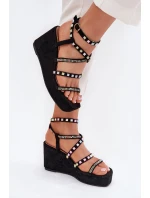 Dámské Sandály Na Klínu Se Na Černé model 21702805 - Boto Dámské Sandály Na Klínu Se Na Černé model 21702805 - Boto