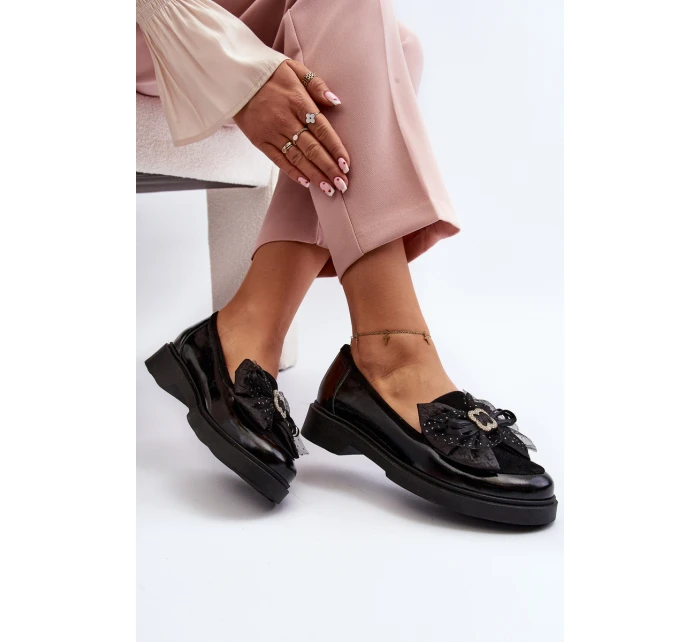 Dámské lakované mokasíny s mašlí model 21648033 černé - Laura Messi