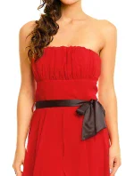 Společenské šaty model 20069567 s mašlí a asymetrickou sukní červené Červená - Mayaadi Společenské šaty model 20069567 s mašlí a asymetrickou sukní červené Červená - Mayaadi
