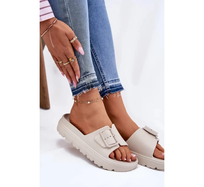 Dámske penové papuče s platformou a prackou - béžové