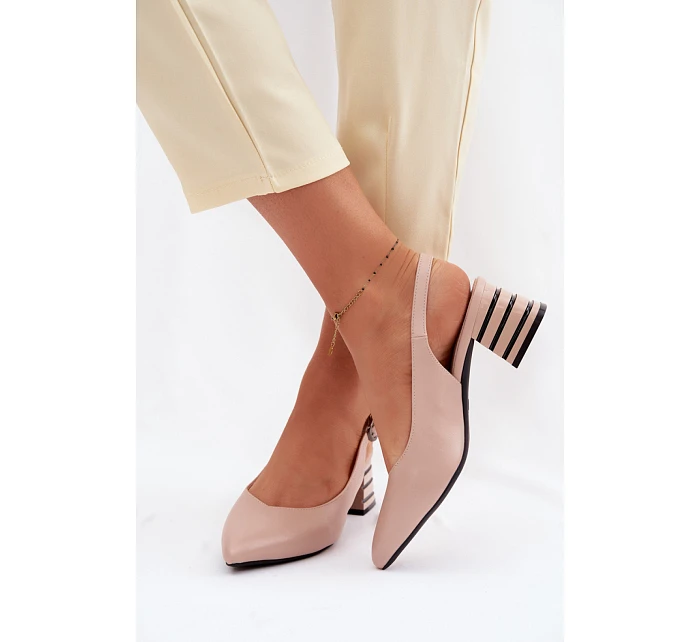 Sandále na podpätku model 226500 Krok vo veľkom štýle Sandále na podpätku model 226500 Krok vo veľkom štýle