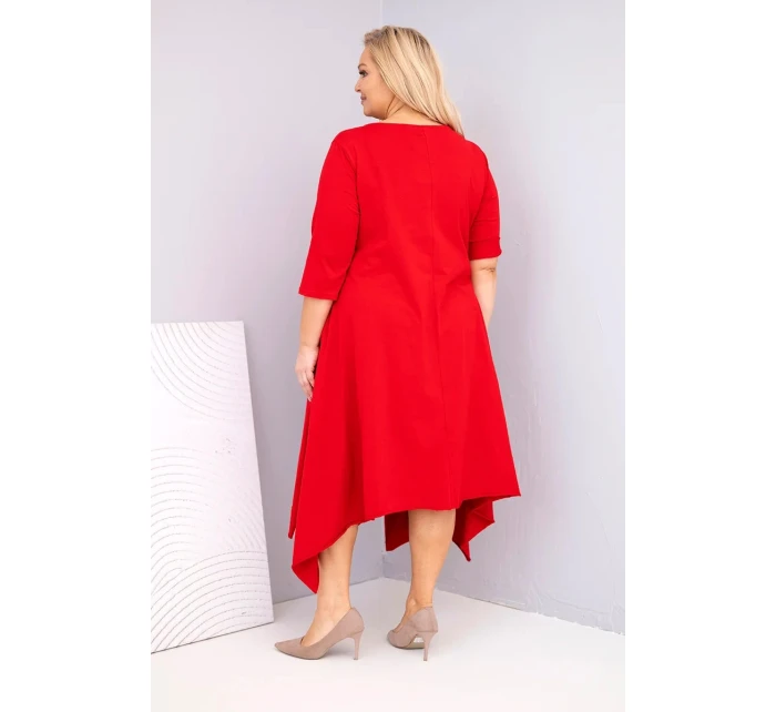 Dámska bavlnená sukňa s asymetrickým lemom v červenej farbe