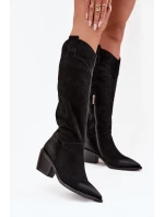 Topánky na podpätku model 221160 Krok vo veľkom štýle Topánky na podpätku model 221160 Krok vo veľkom štýle