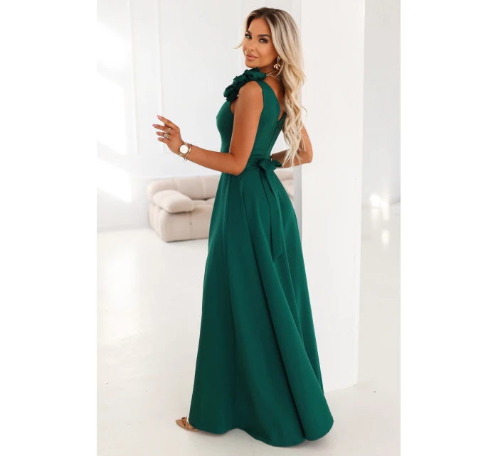 model 21802216 Elegantní večerní maxi šaty s rozparkem a růžemi lahvově zelené - numoco