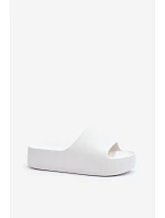 Dámské žabky na tlusté podrážce bílé model 22186926 - SWEET SHOES