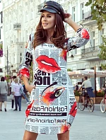SOPHIE - Pohodlné dámske oversize šaty s novinovým vzorom 281-1