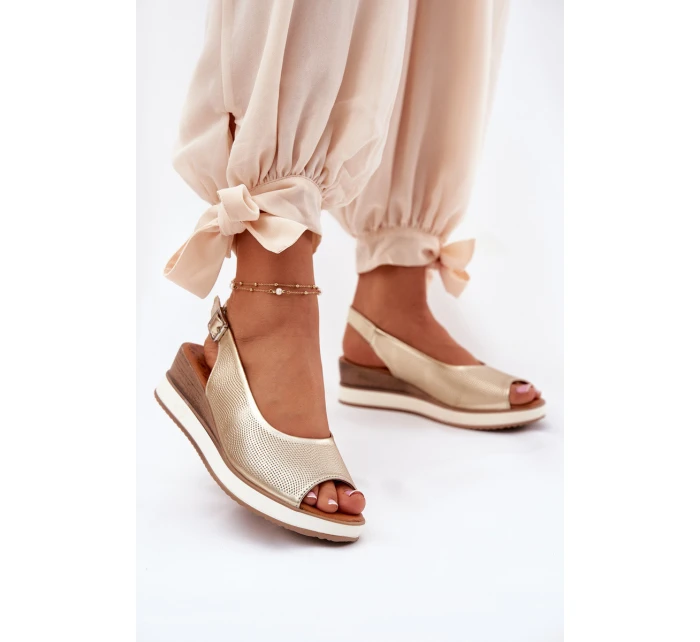 Kožené Sandály Na  Zlaté model 21693568 - Artiker